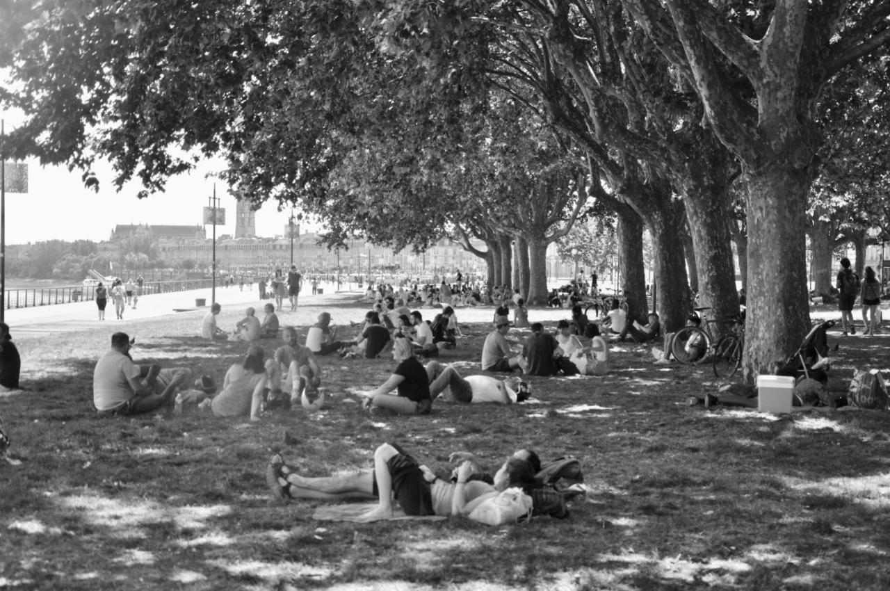 Romance Au Coeur De Bordeaux / Jardin Public Exterior photo